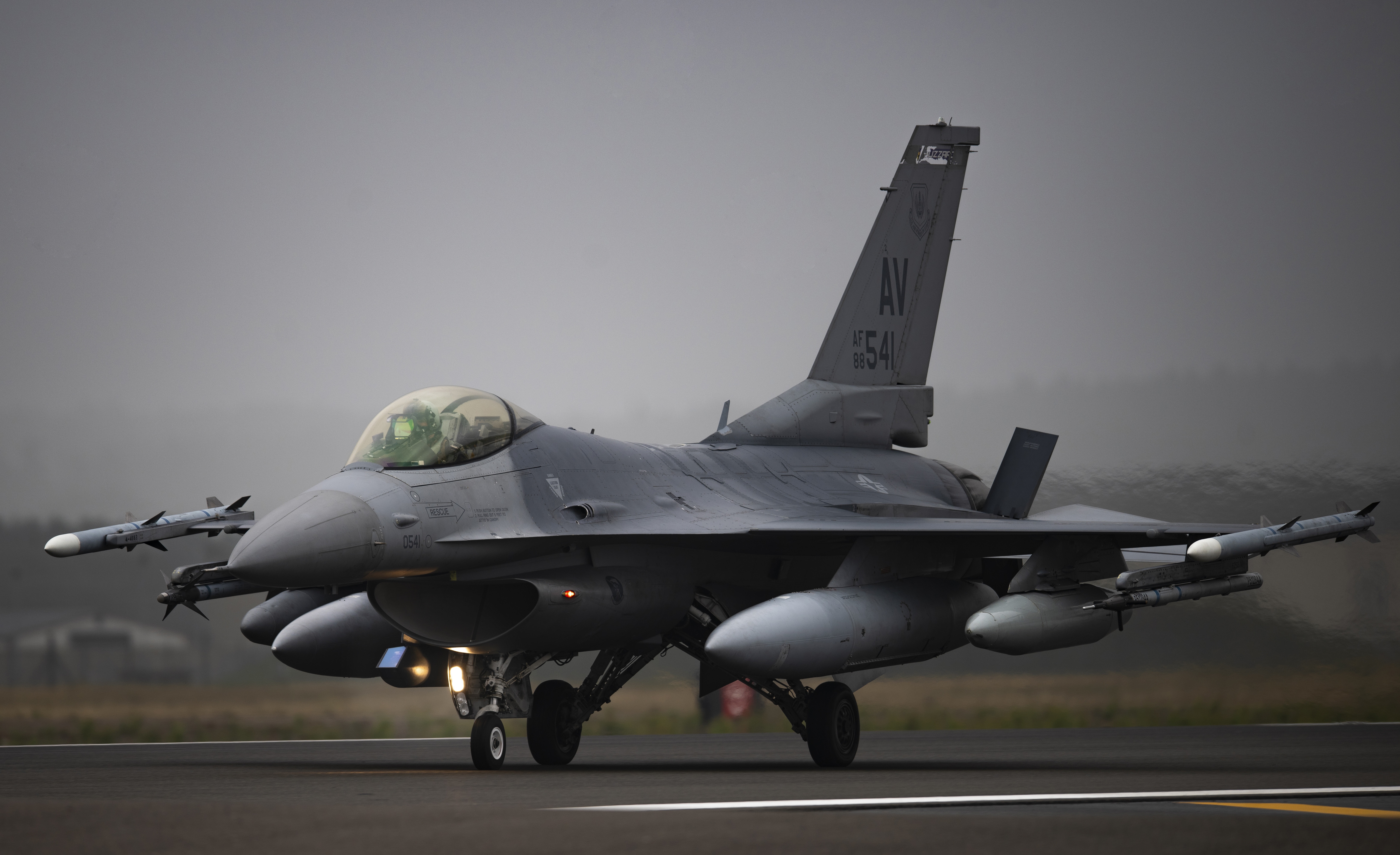 F-16 Fighting Falcon